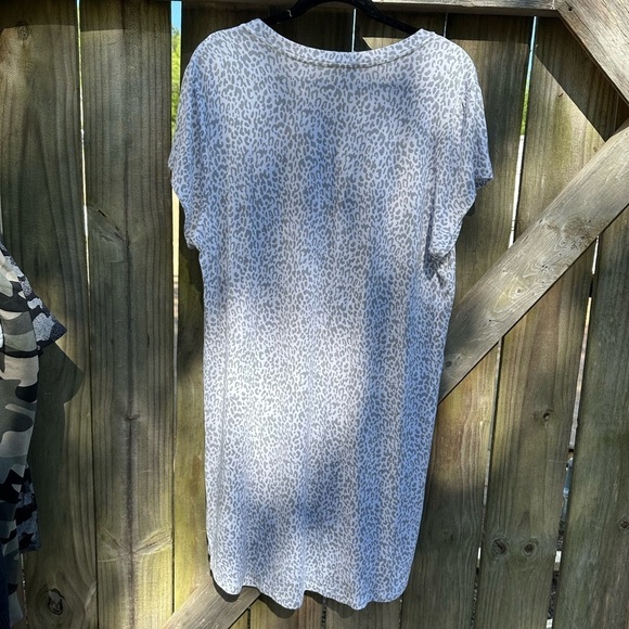 Sealy Cozy Modal Blend Stretchy Jersey Knit Snow Leopard Sleeper T Shirt Dress - Picture 5 of 6